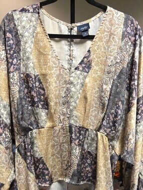 Daytrip Patchwork Paisley V-Neck Blouse - Cream, Purple & Gold